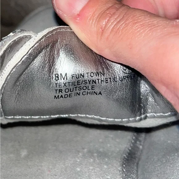 AEROSOLES Metallic Silver Slip-On Casual Loafers - Picture 6 of 6